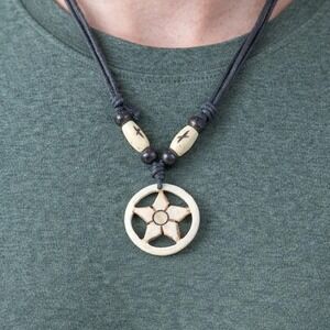 Vintage Carved Floral Pendant Necklace Boho Statement